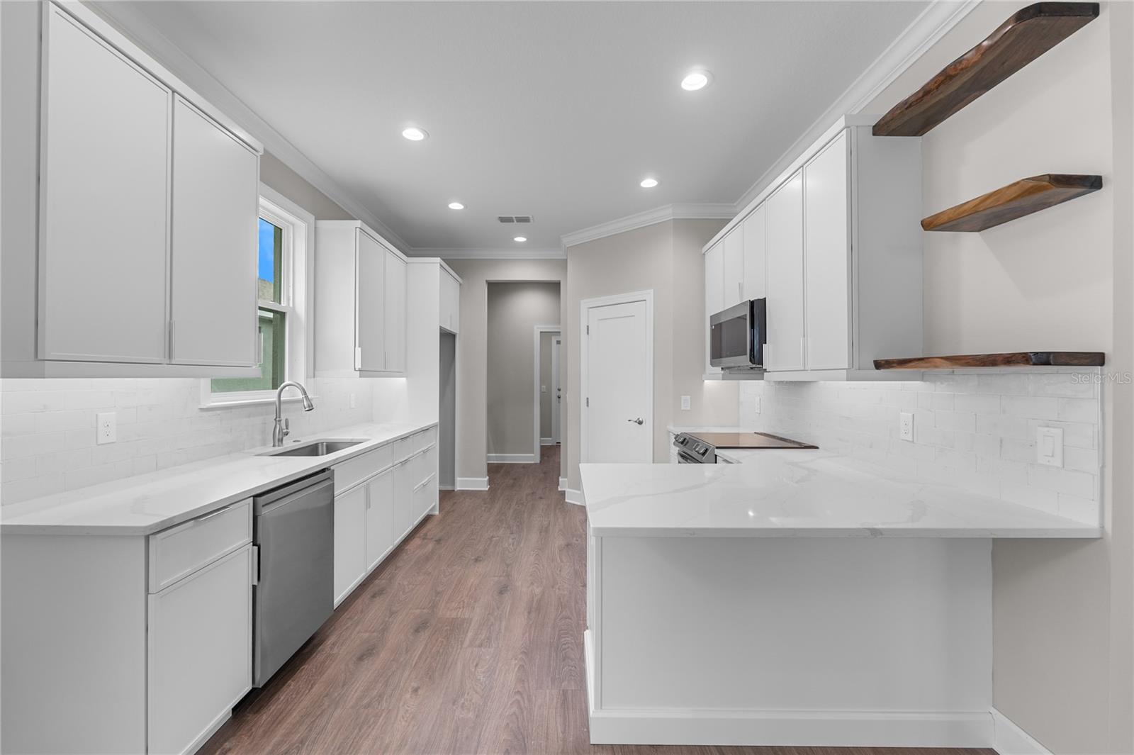 RESERVE AT FAIRWAY OAKS - Residential