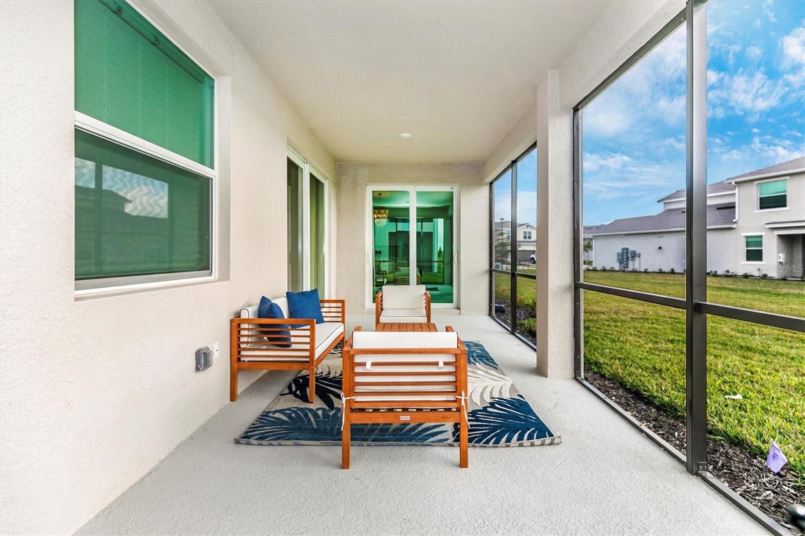 WELLEN PARK GOLF & COUNTRY CLUB - Residential Lease
