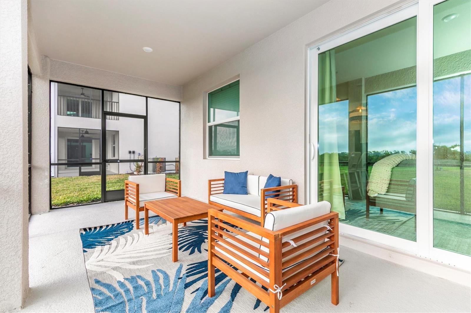 WELLEN PARK GOLF & COUNTRY CLUB - Residential Lease