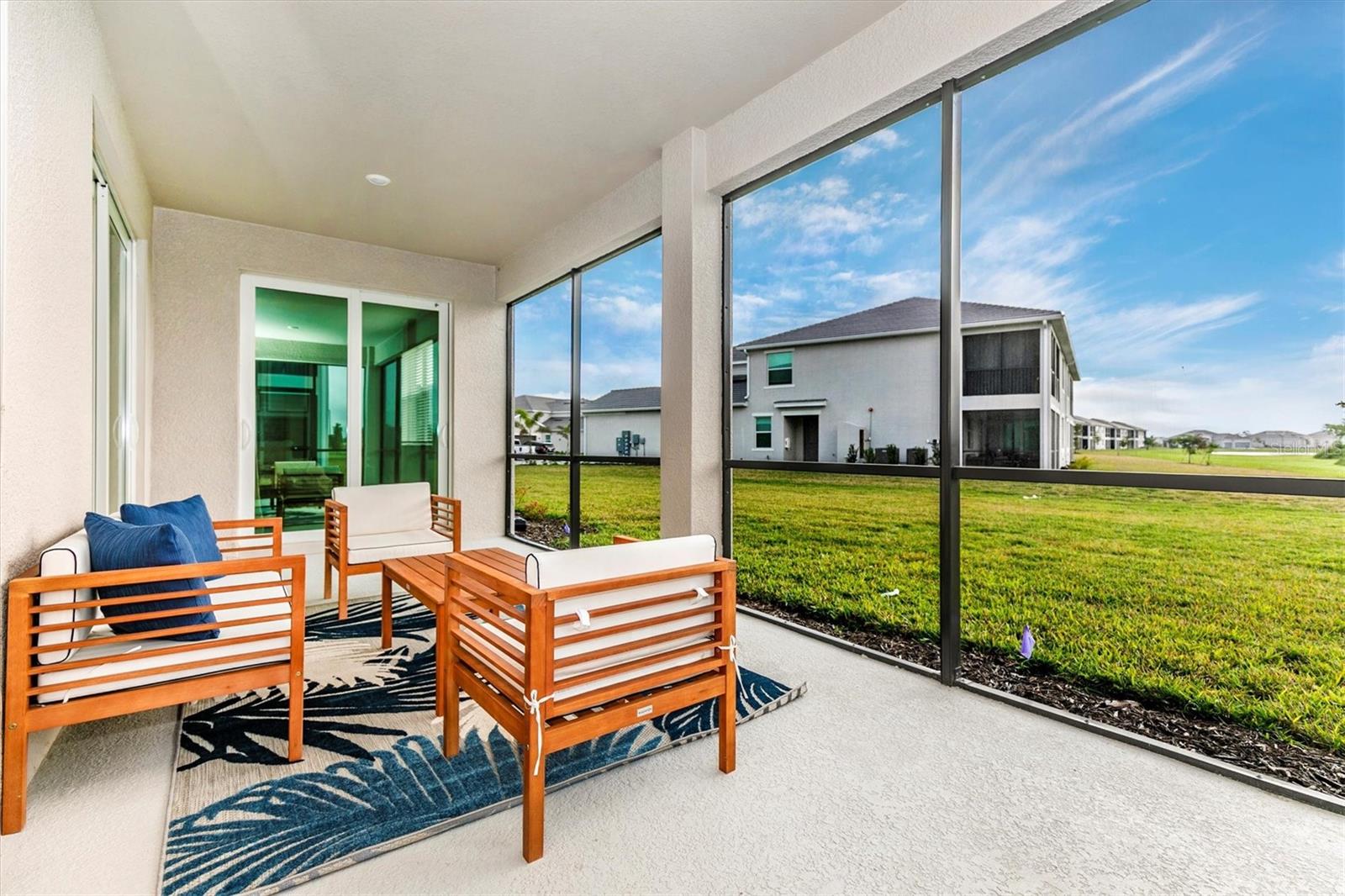 WELLEN PARK GOLF & COUNTRY CLUB - Residential Lease