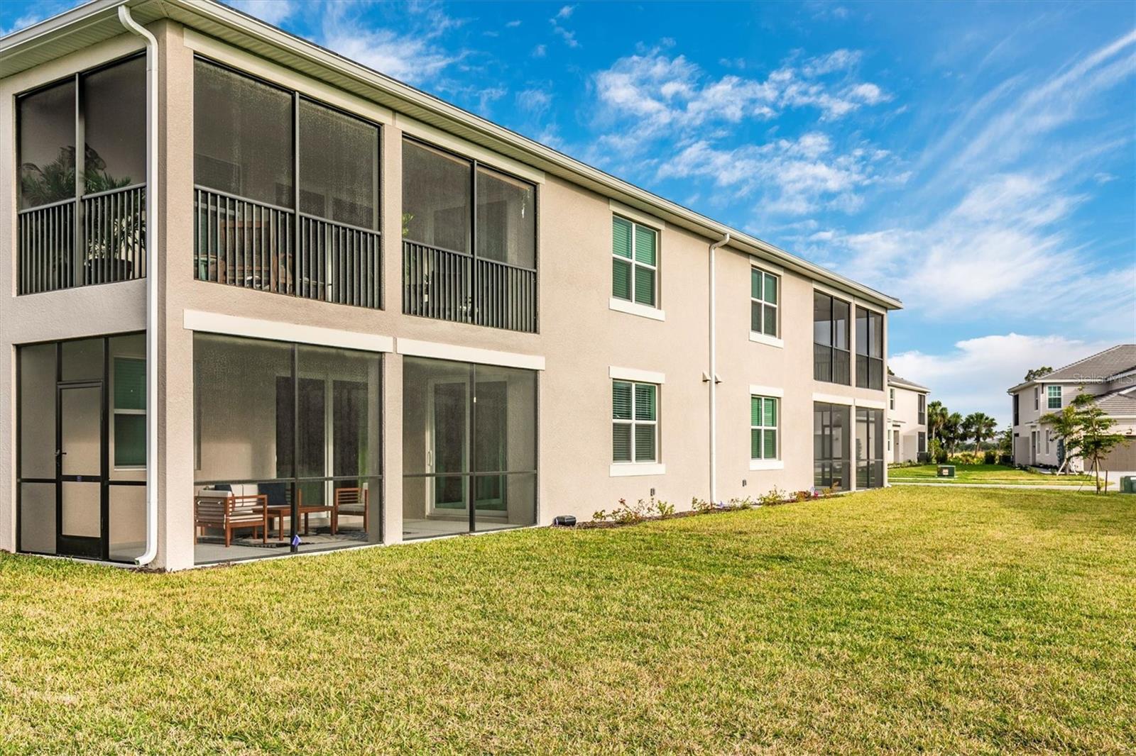 WELLEN PARK GOLF & COUNTRY CLUB - Residential Lease