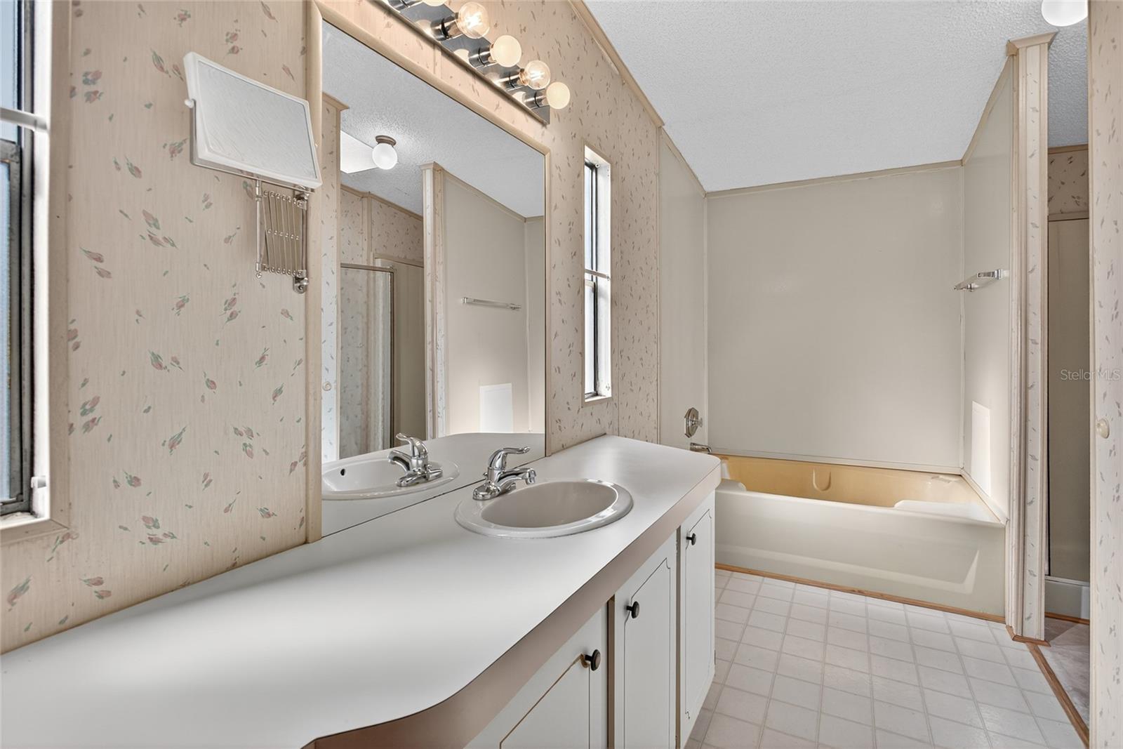 ZELLWOOD STATION COOP MH PARK - Residential