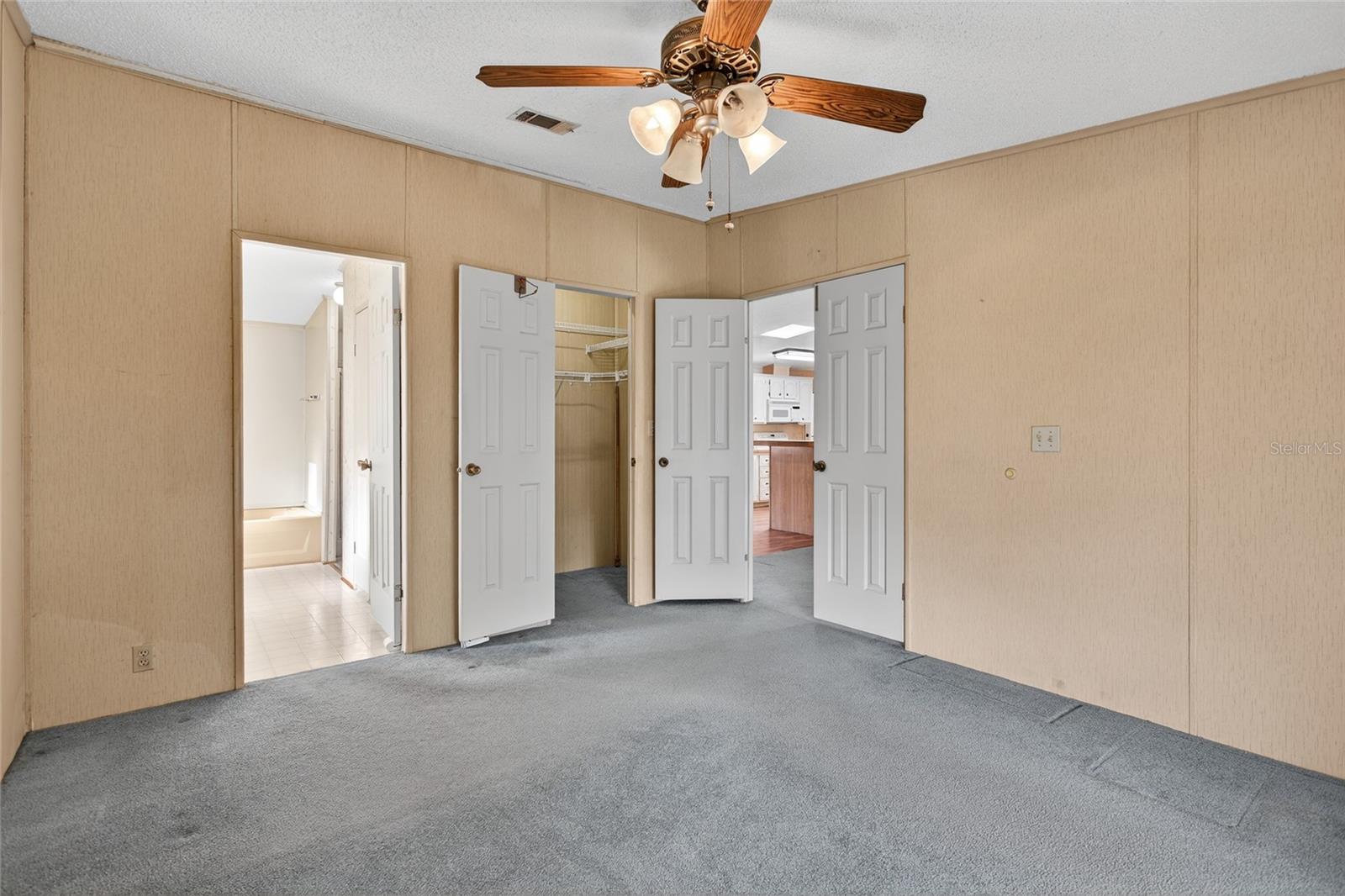 ZELLWOOD STATION COOP MH PARK - Residential