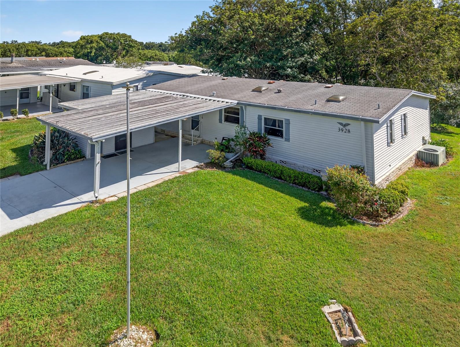 ZELLWOOD STATION COOP MH PARK - Residential