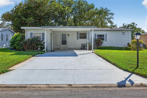 Photo of 3928 N Citrus Circle, Zellwood, FL 32798 (MLS # O6317806)