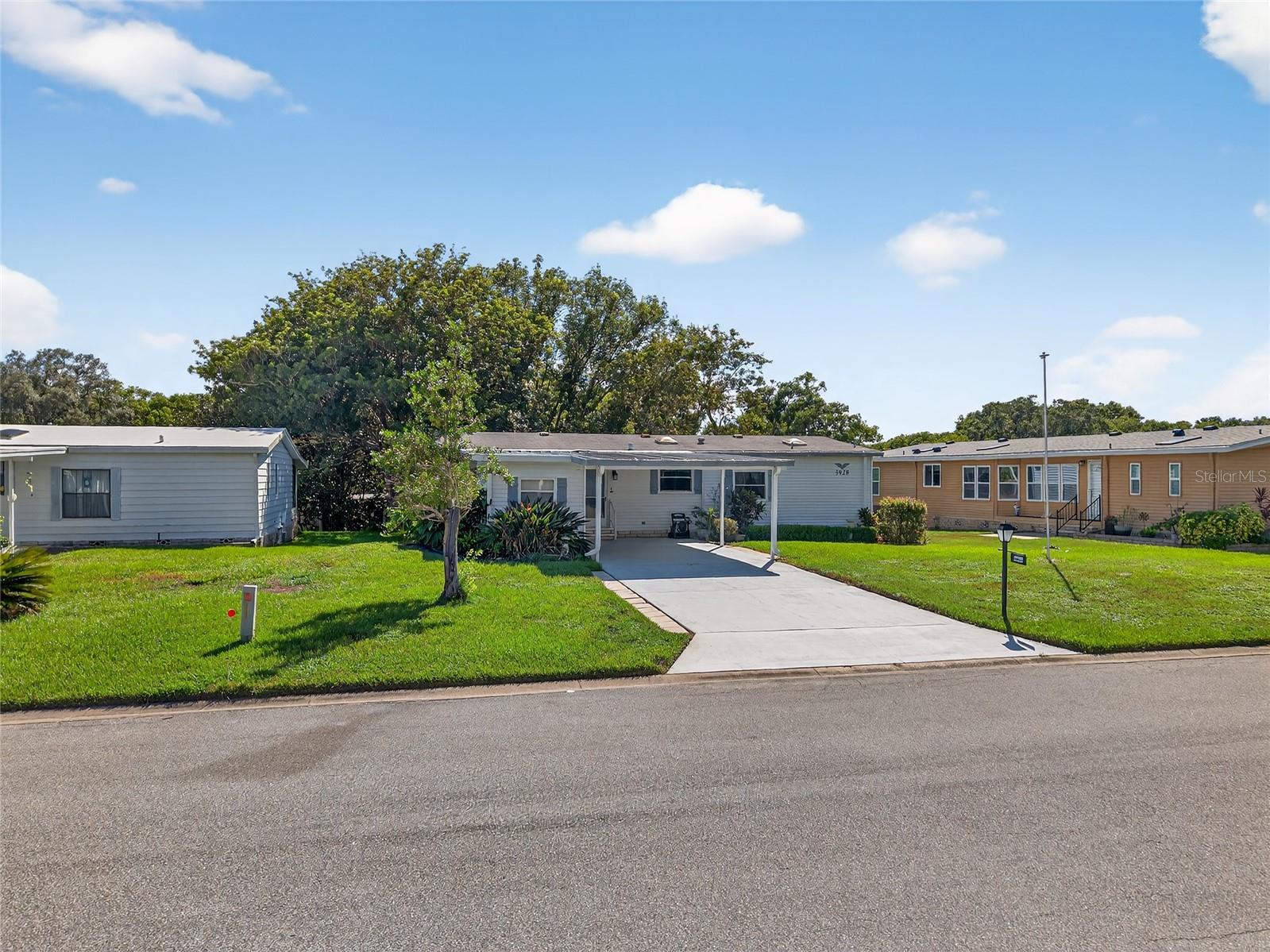 ZELLWOOD STATION COOP MH PARK - Residential