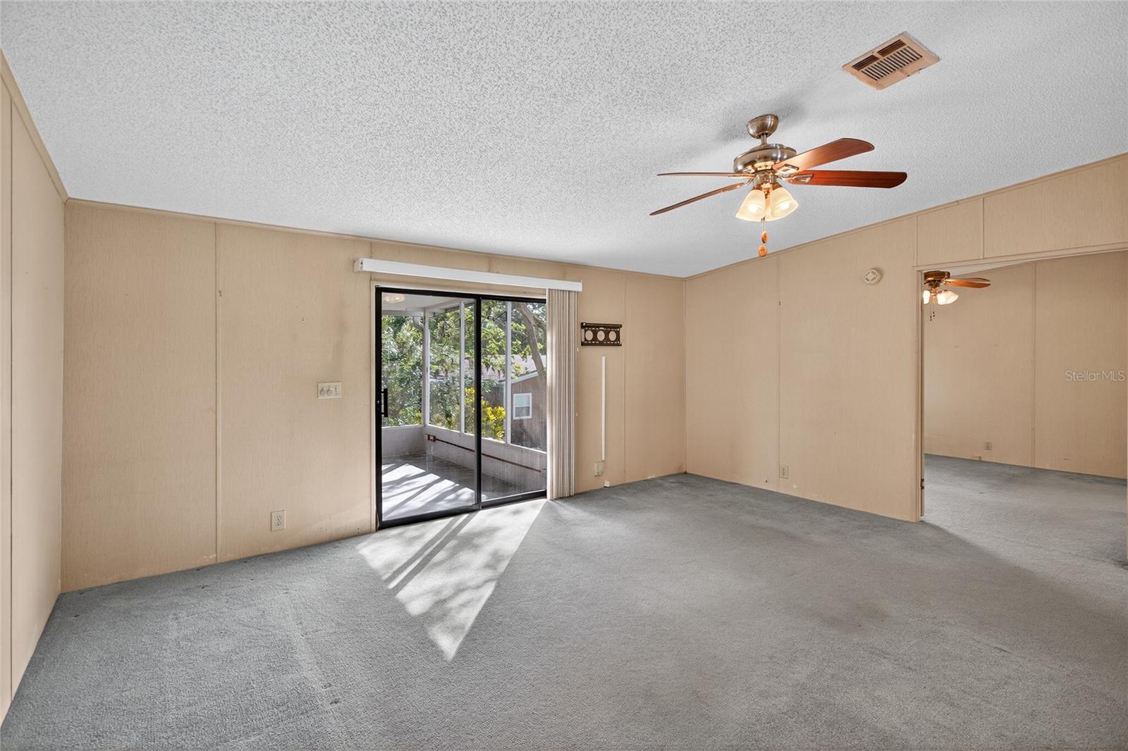 ZELLWOOD STATION COOP MH PARK - Residential