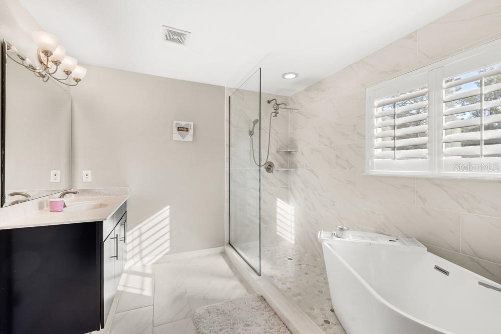 WELLINGTON WOODS - Residential