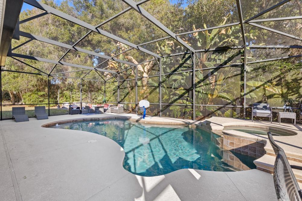 WELLINGTON WOODS - Residential