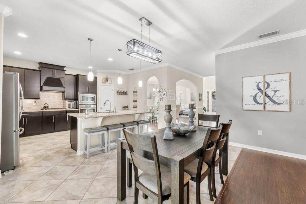 WELLINGTON WOODS - Residential