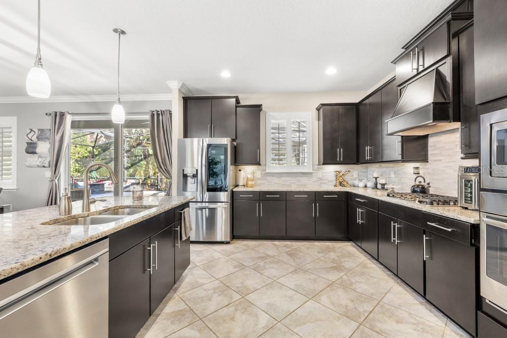 WELLINGTON WOODS - Residential