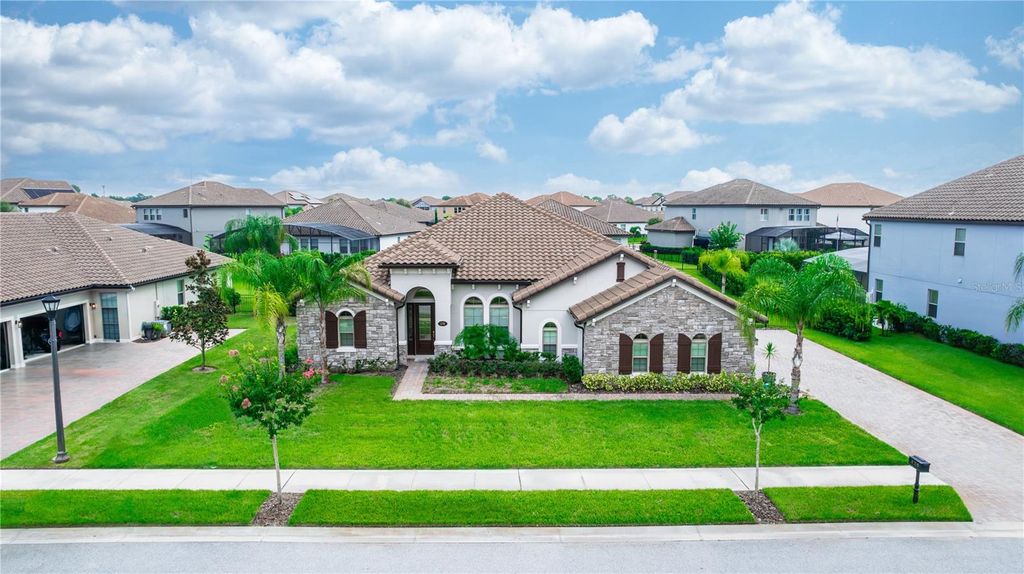 Photo of 175 Rosa Bella View, Debary, FL 32713 (MLS # V4945214)