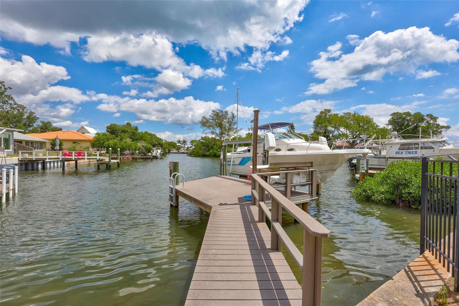 LEWIS ISLAND BAHAMA ISLES ADD - Residential