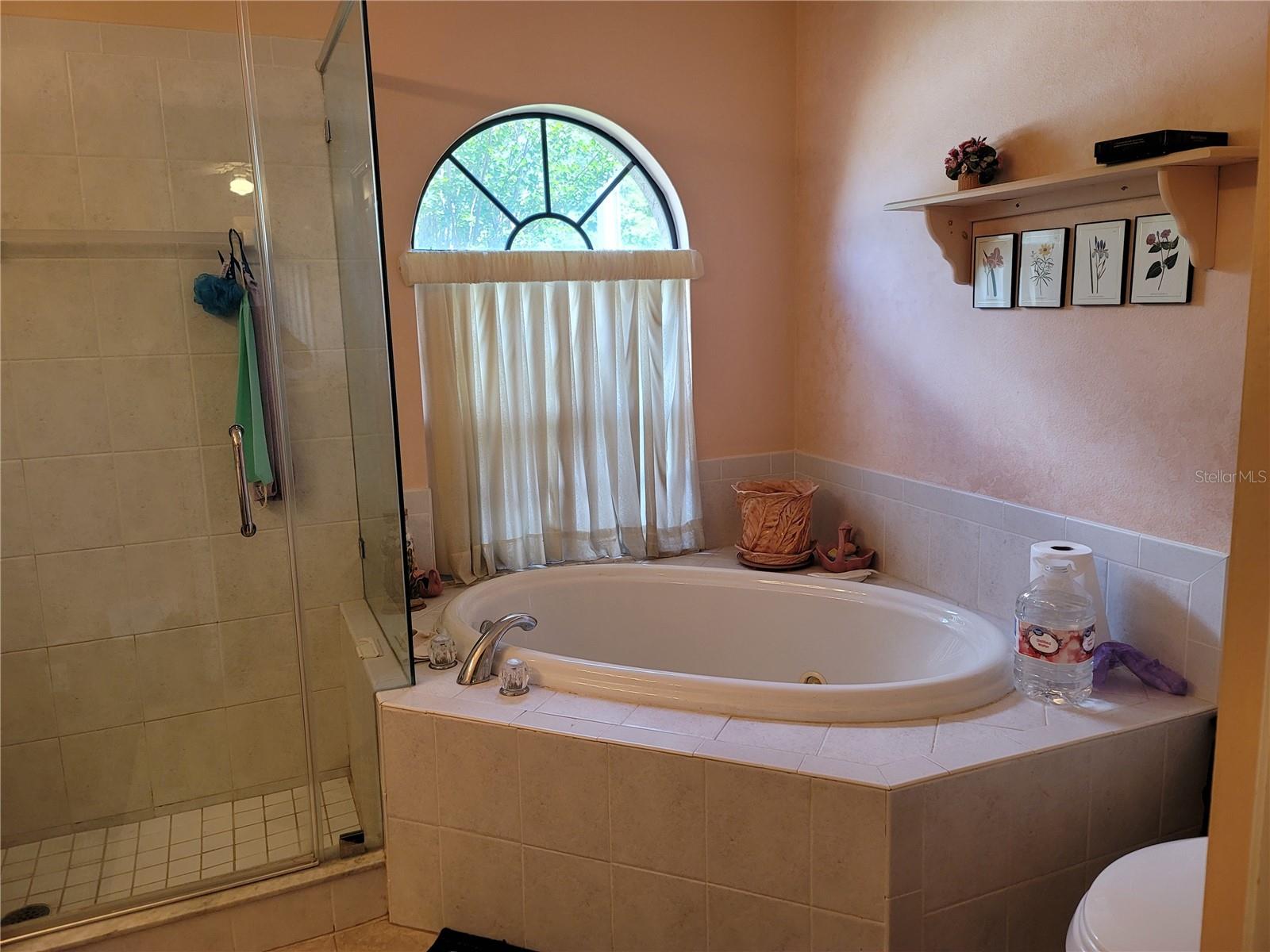 SOUTHERN OAKS - Residential