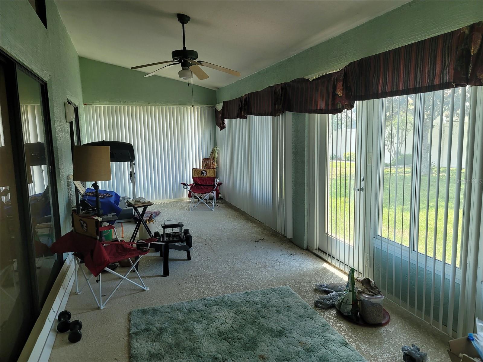 SOUTHERN OAKS - Residential