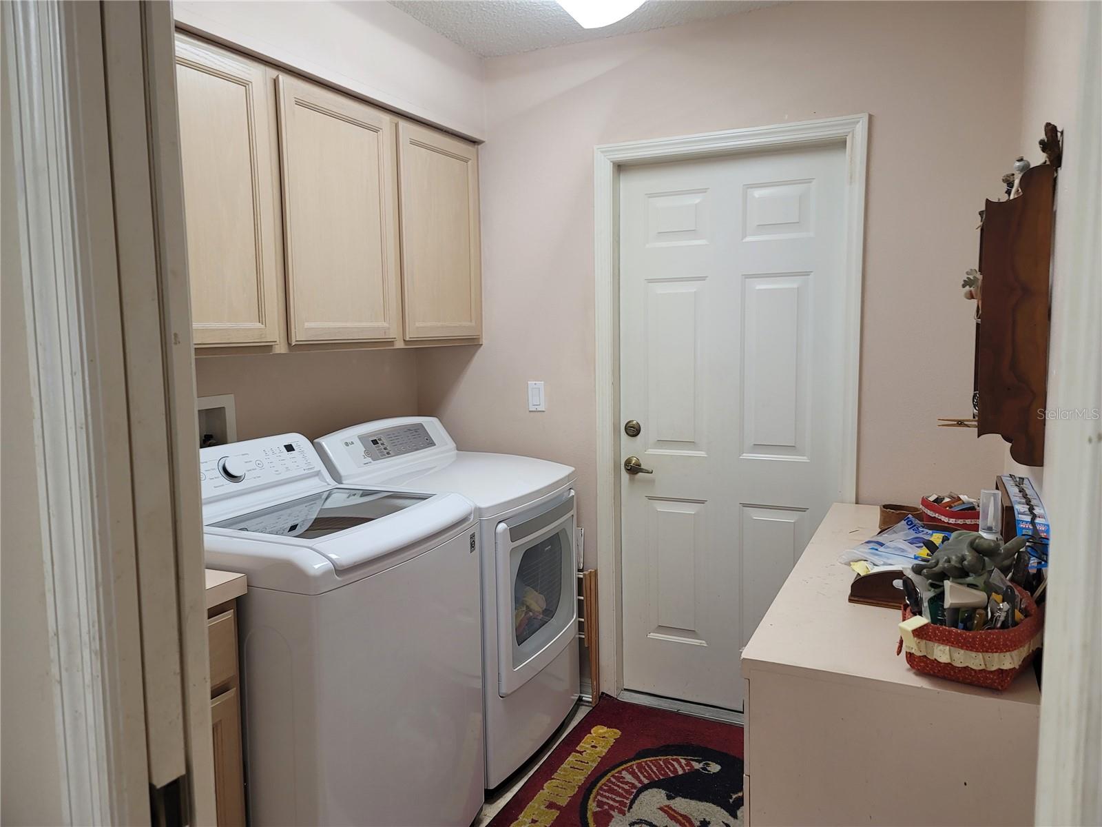 SOUTHERN OAKS - Residential