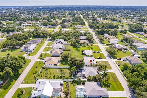 A home in PUNTA GORDA