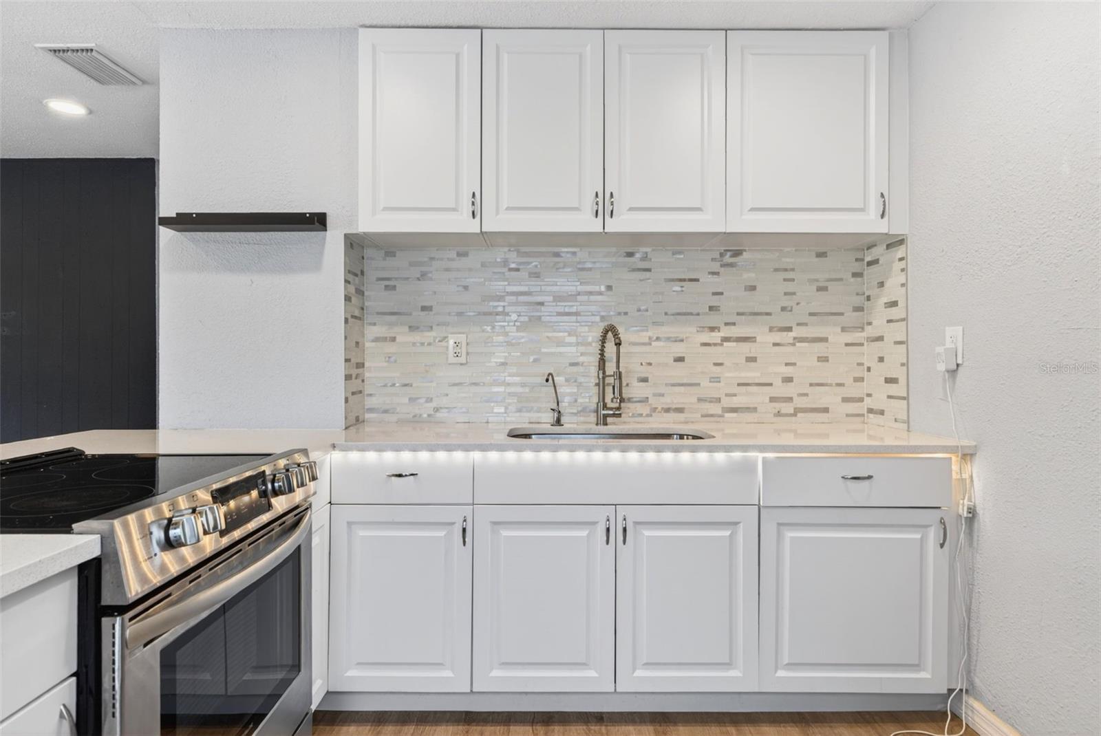 VINSETTA PARK ADD REV - Residential