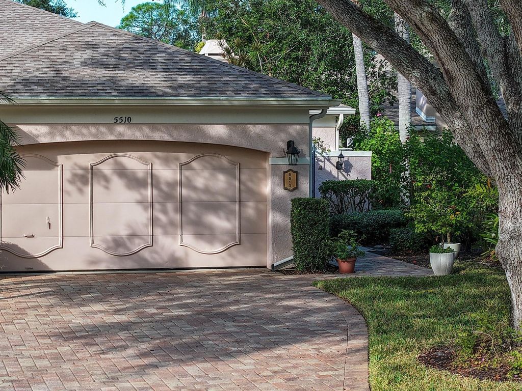 Photo of 5510 Chanteclaire #46, Sarasota, FL 34235 (MLS # A4675888)