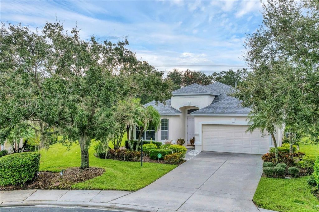 Photo of 8134 Coates Row Place, Bradenton, FL 34201 (MLS # A4664292)