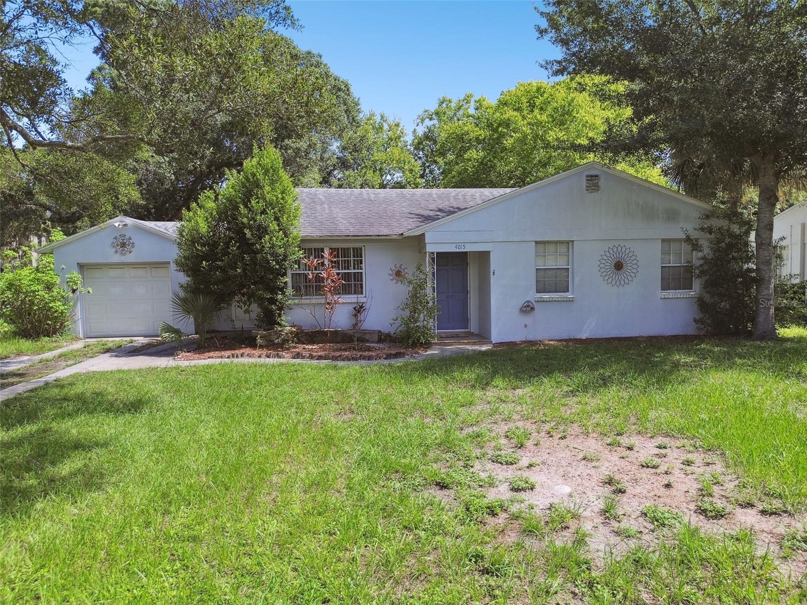 Photo 8 of 19 of 4015 W SWANN AVENUE house