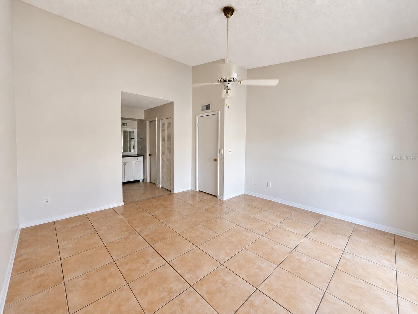2527 CITRUS CLUB LANE 3904