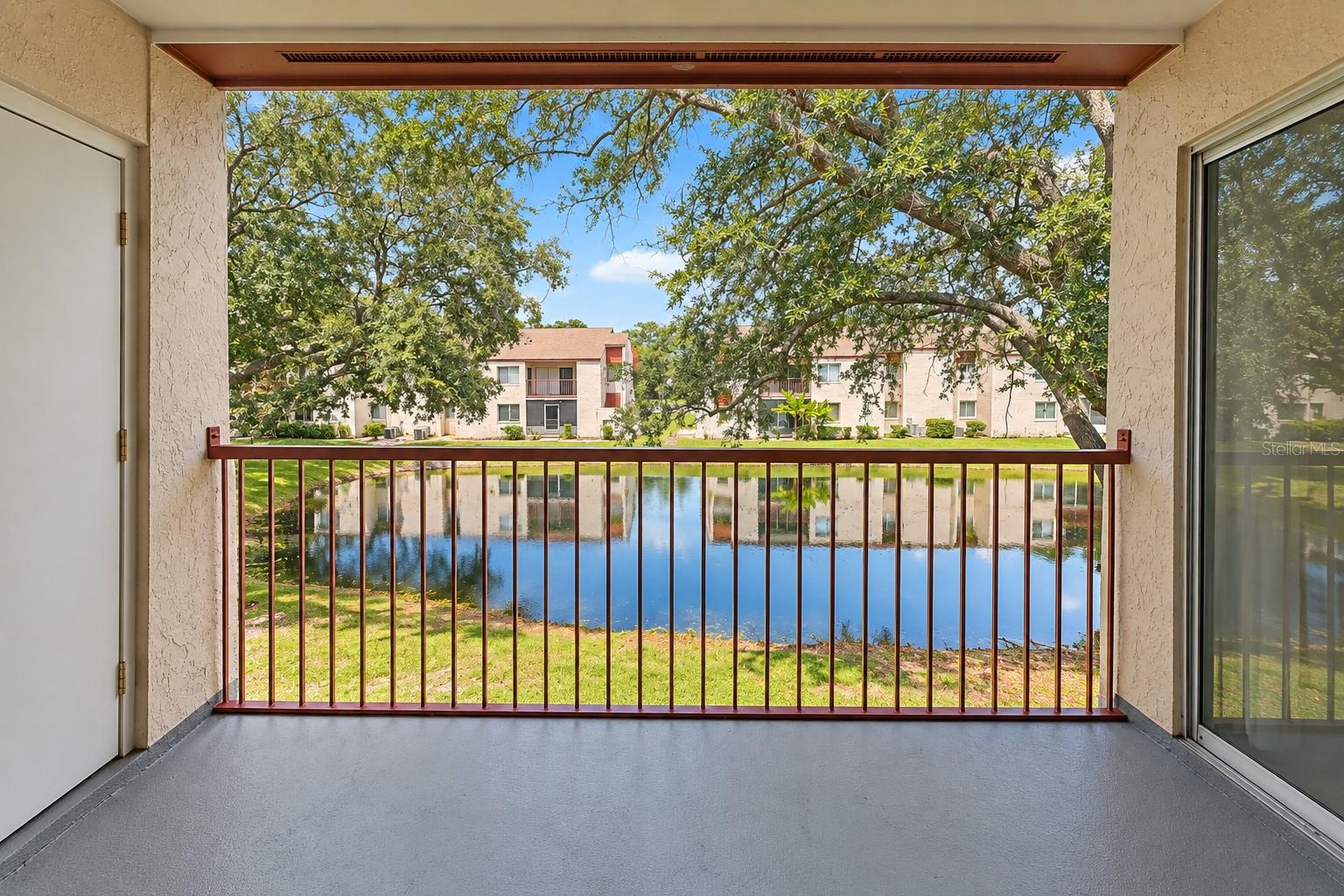 2527 CITRUS CLUB LANE 3904