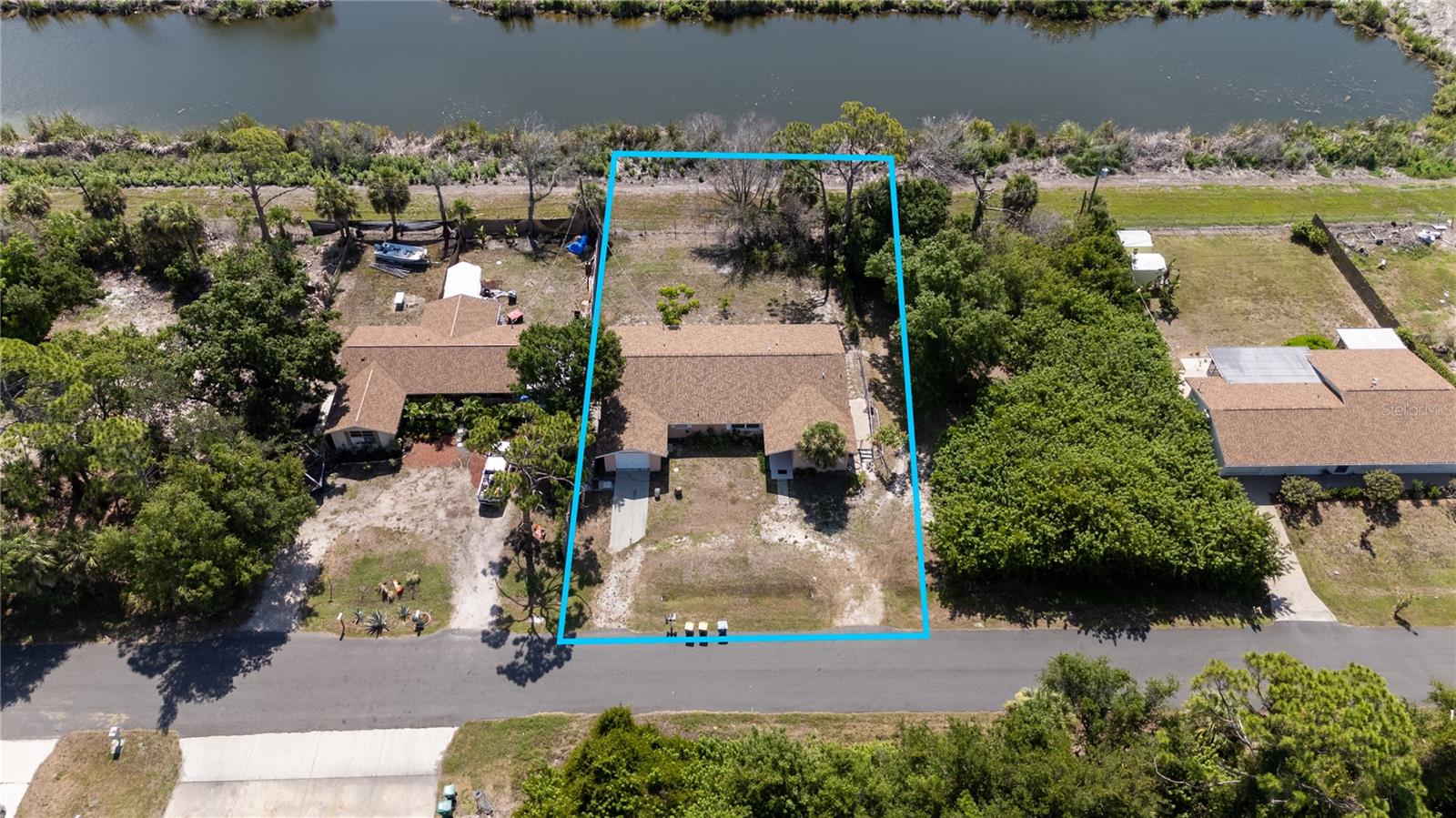Photo 1 of 30 — 1825 SHADOW LANE, ENGLEWOOD, FL 34224
