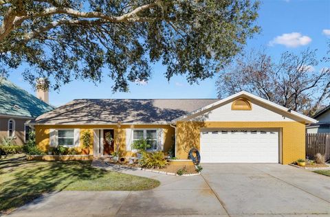 804 N SHORE DRIVE LEESBURG FL 34748