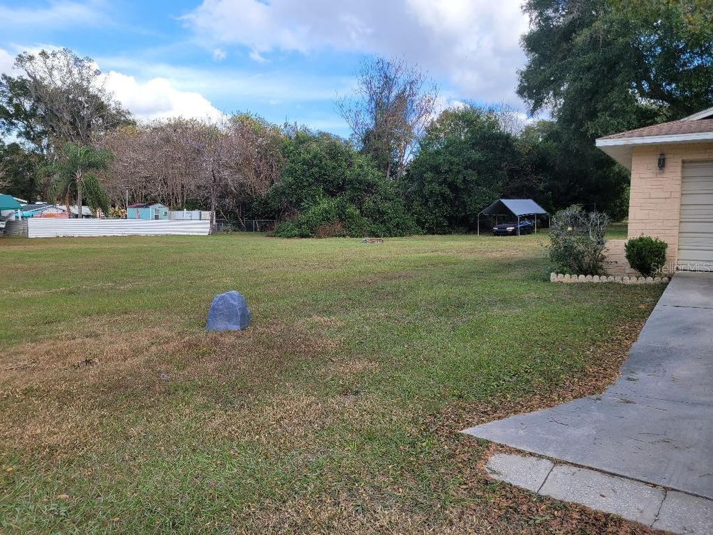 Photo of 14105 SE 53rd Avenue, Summerfield, FL 34491 (MLS # OM706395)