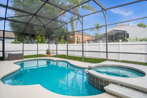 A home in APOPKA