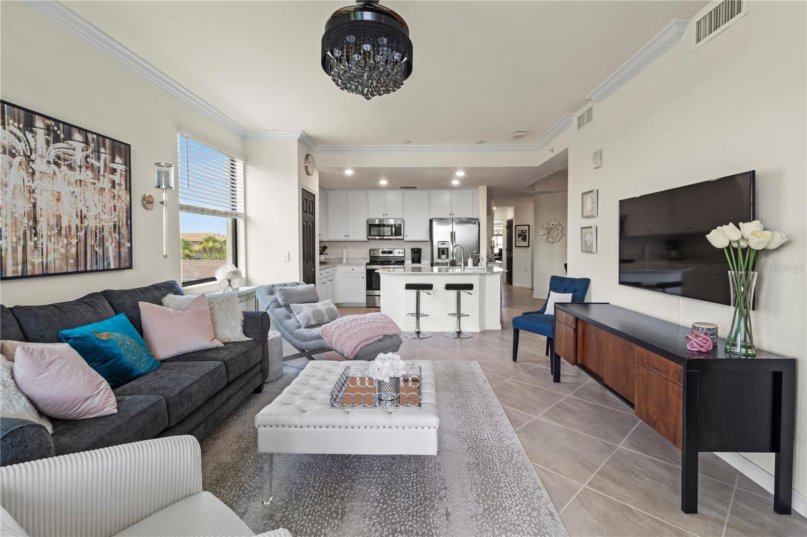 TERRACE VI AT LAKEWOOD NATIONAL PH I - Residential Lease