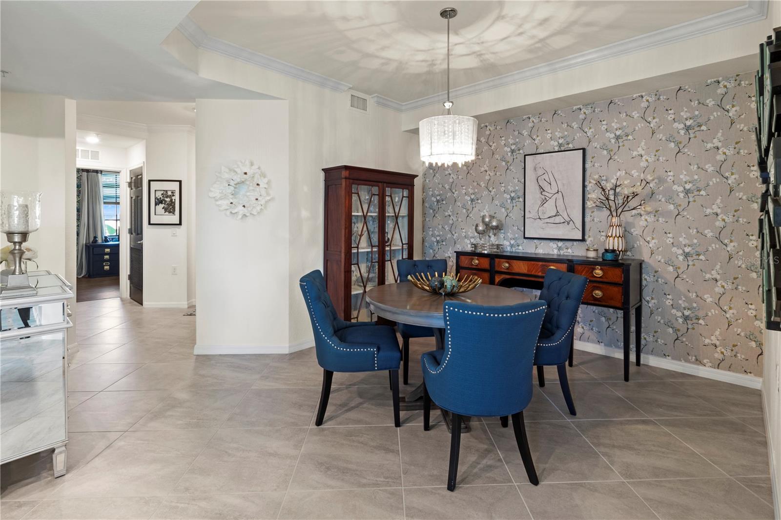 TERRACE VI AT LAKEWOOD NATIONAL PH I - Residential Lease