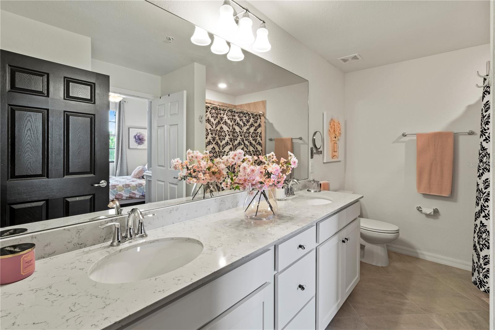 TERRACE VI AT LAKEWOOD NATIONAL PH I - Residential Lease
