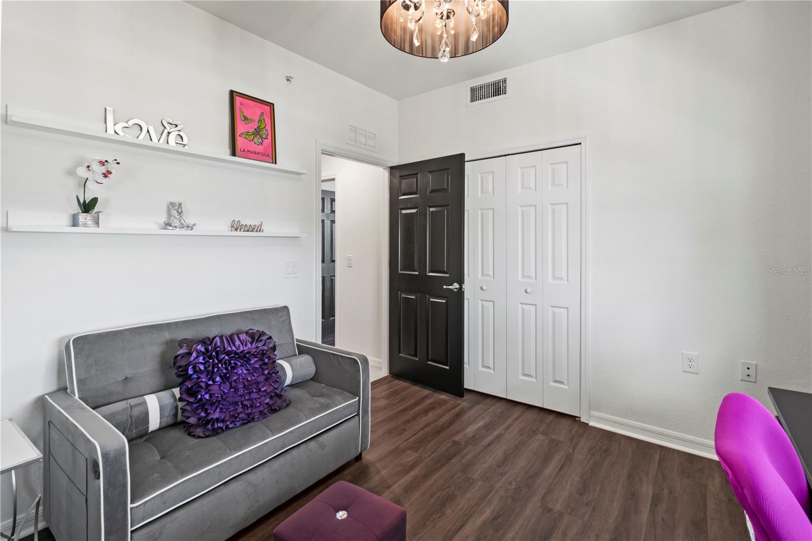 TERRACE VI AT LAKEWOOD NATIONAL PH I - Residential Lease