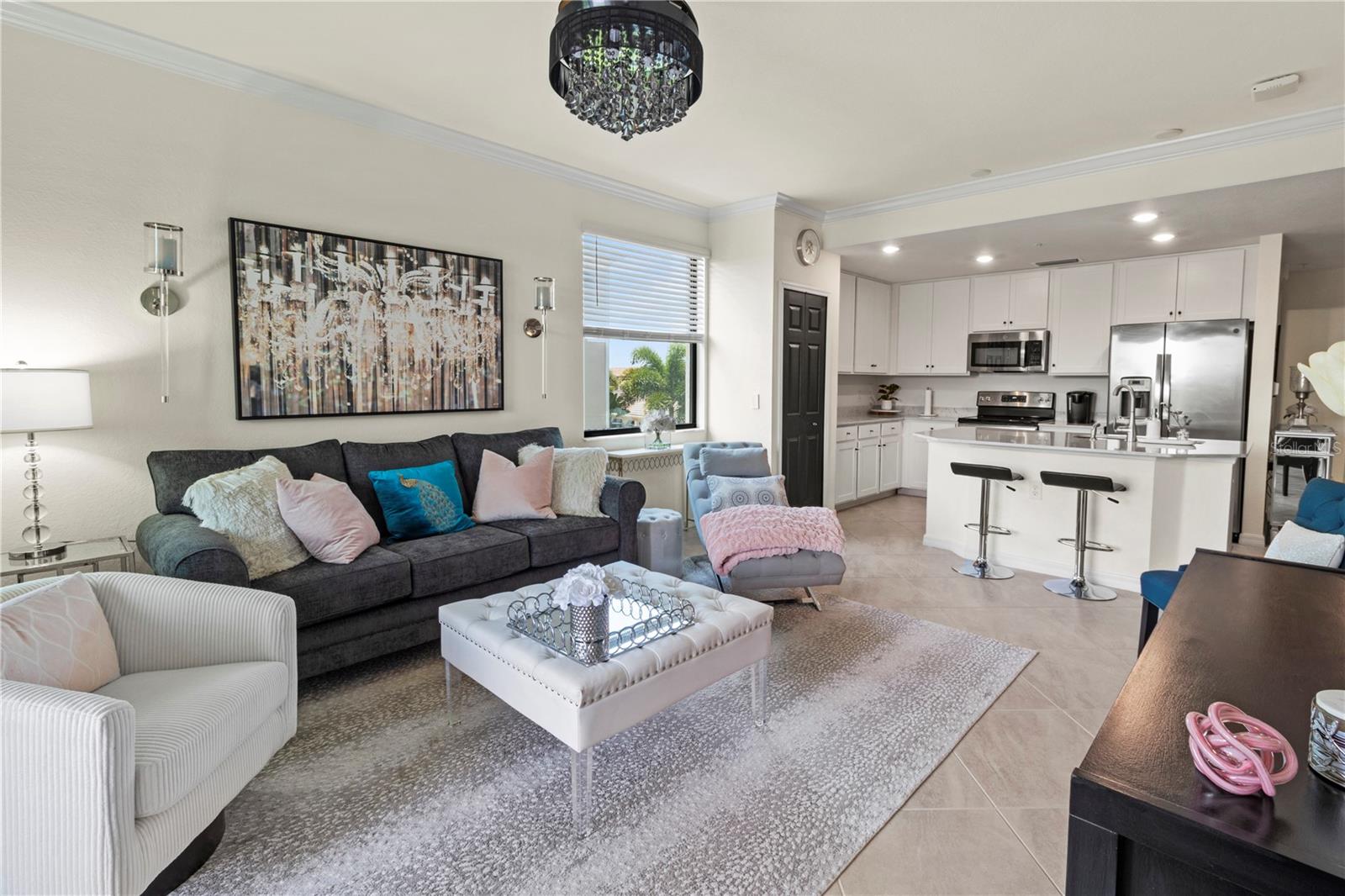 TERRACE VI AT LAKEWOOD NATIONAL PH I - Residential Lease