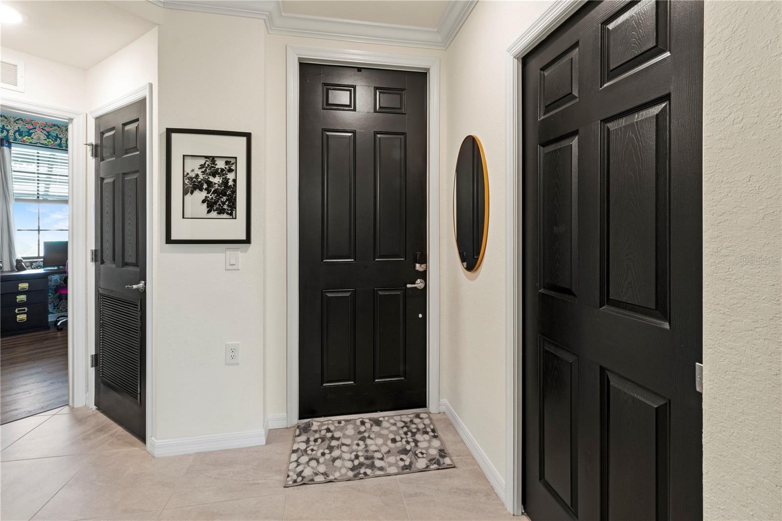 TERRACE VI AT LAKEWOOD NATIONAL PH I - Residential Lease