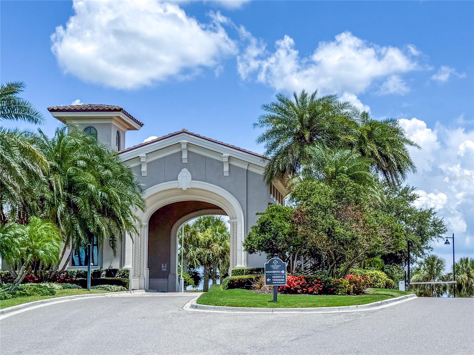 TERRACE VI AT LAKEWOOD NATIONAL PH I - Residential Lease