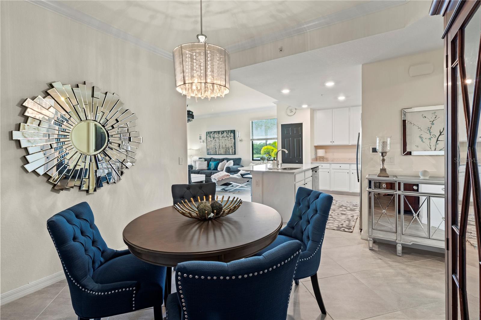TERRACE VI AT LAKEWOOD NATIONAL PH I - Residential Lease