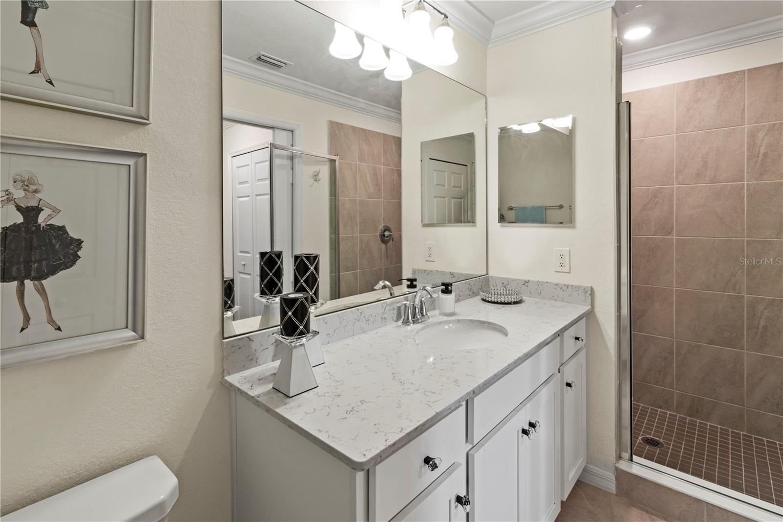 TERRACE VI AT LAKEWOOD NATIONAL PH I - Residential Lease