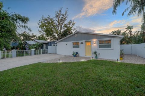 Photo of 7006 N Duncan Avenue, Tampa, FL 33604 (MLS # TB8367845)