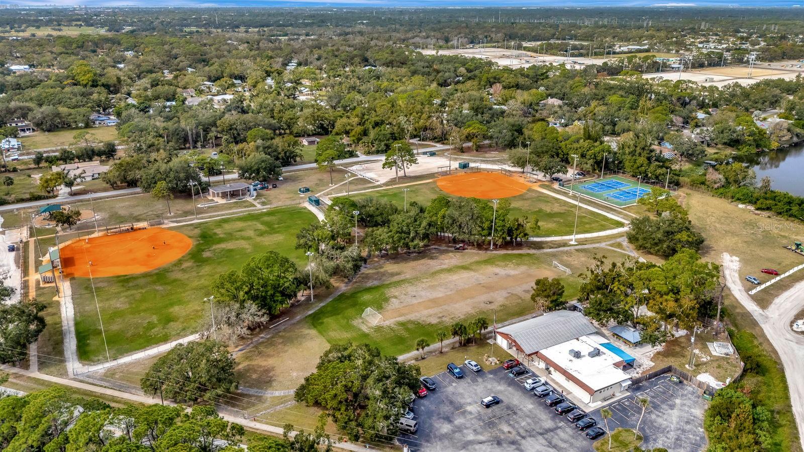 CEDAR HAMMOCK - Residential