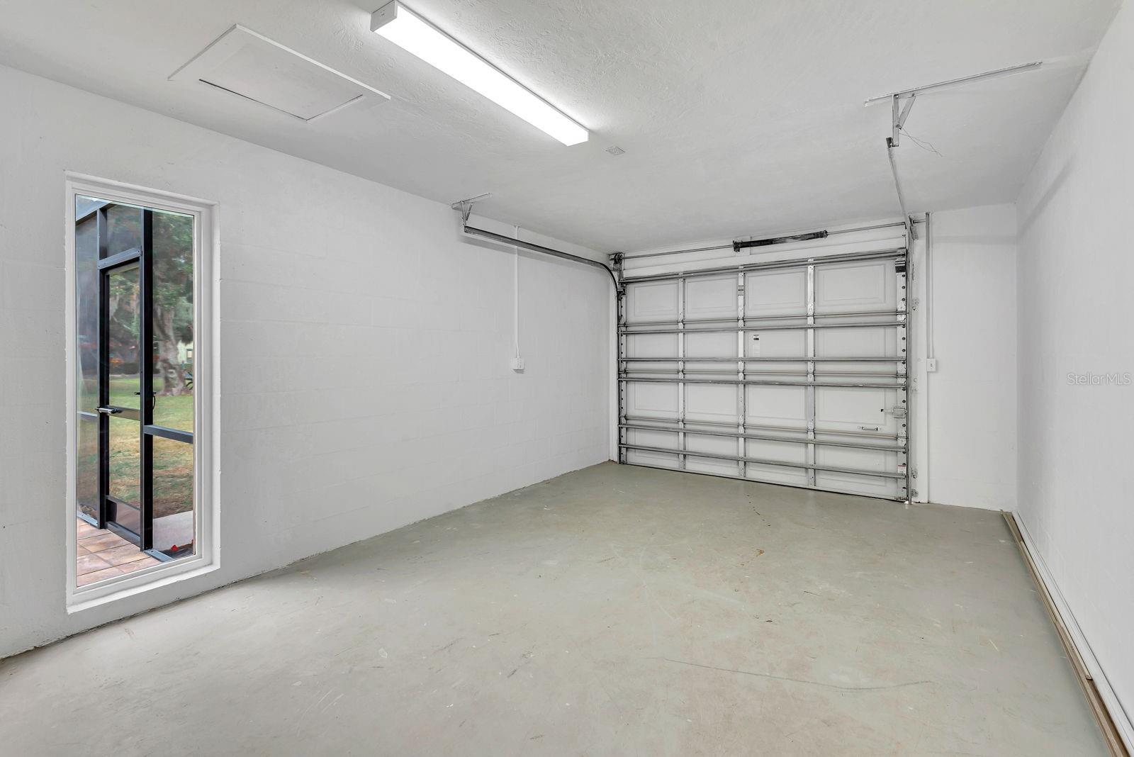 CEDAR HAMMOCK - Residential