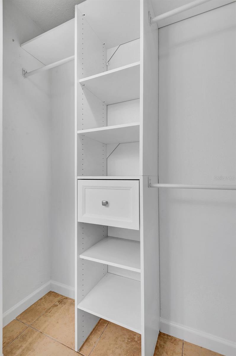 CEDAR HAMMOCK - Residential