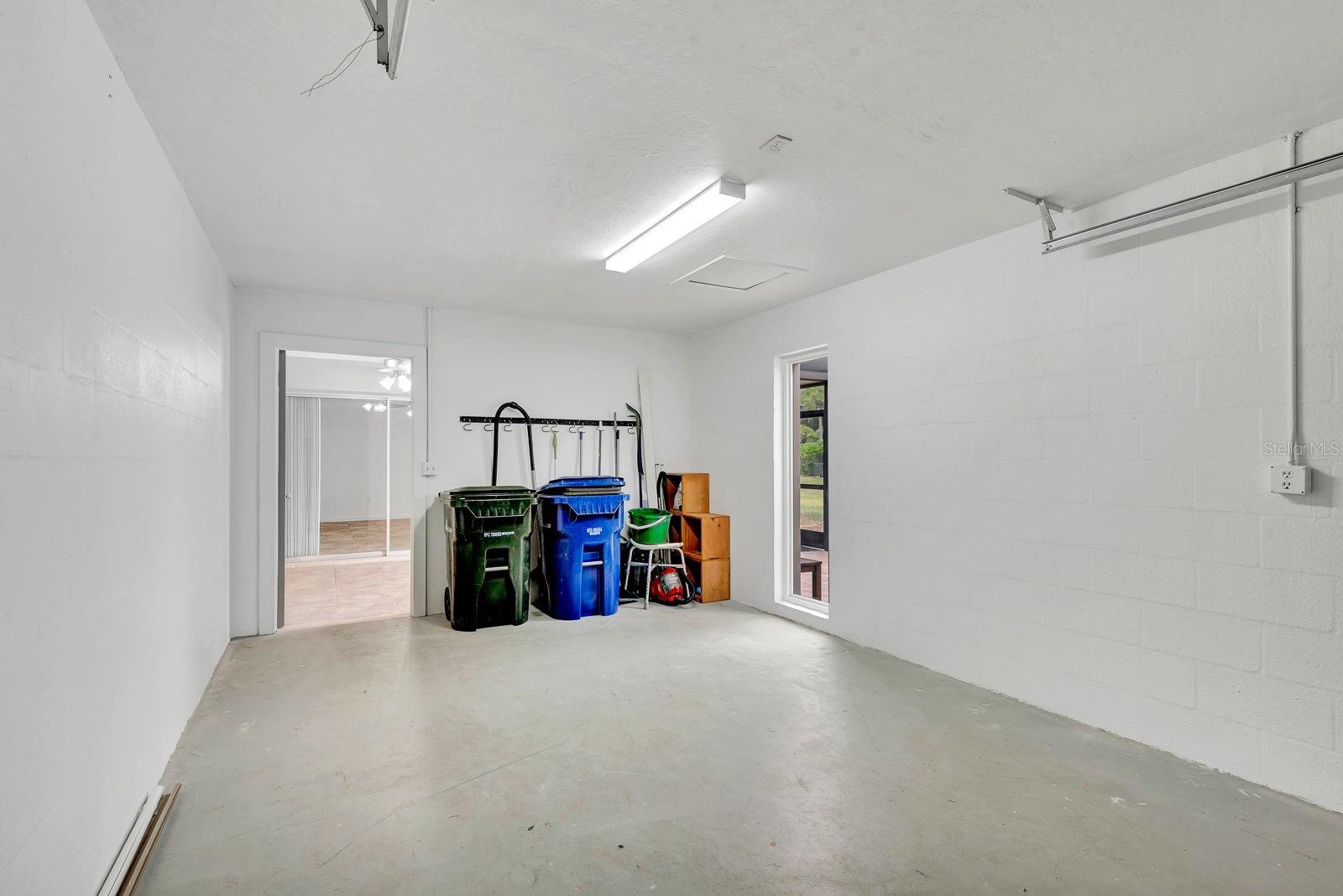 CEDAR HAMMOCK - Residential