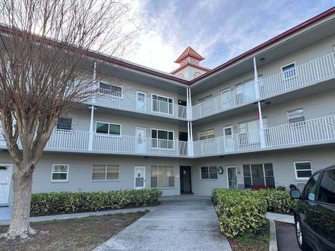 2261 SWEDISH DRIVE 51 CLEARWATER, FL 33763