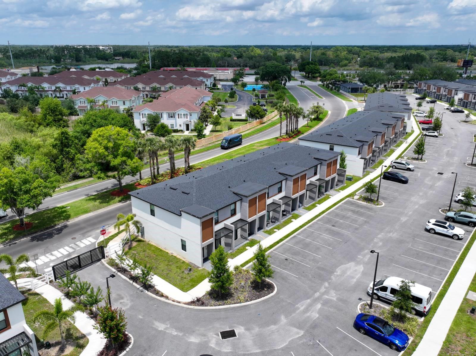 HUB AT WESTSIDE - Residential