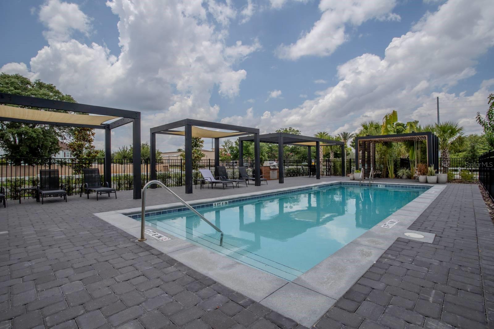 HUB AT WESTSIDE - Residential