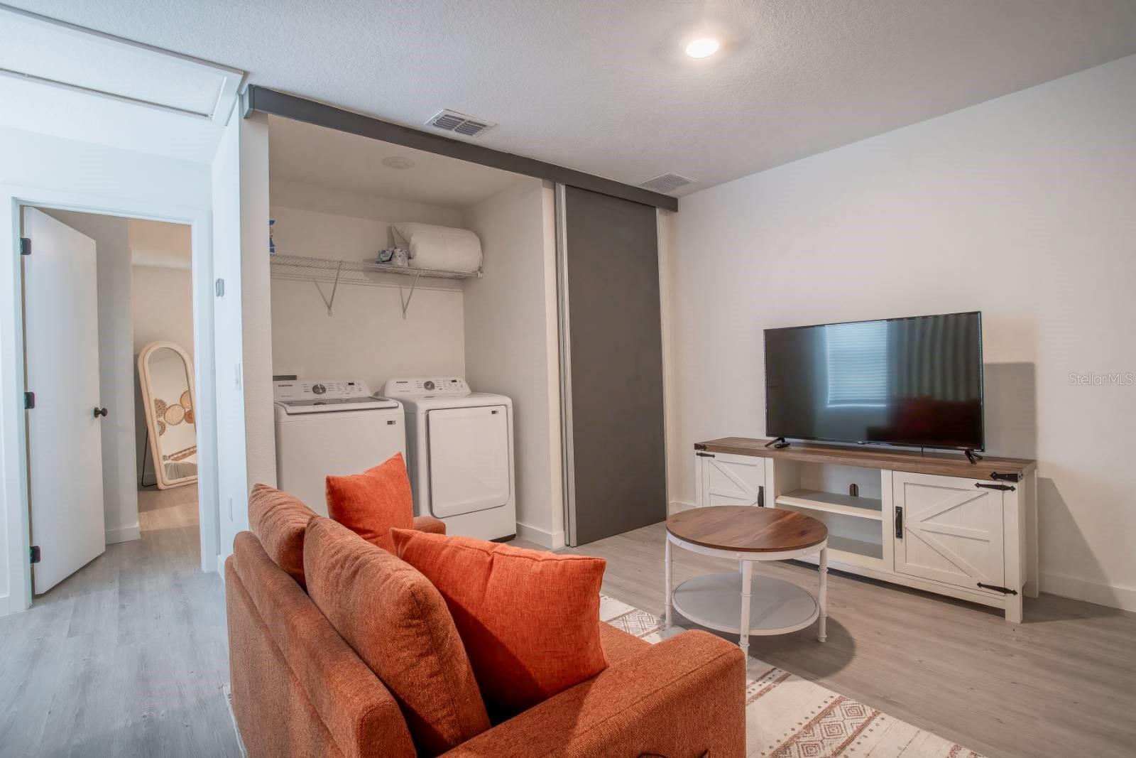 HUB AT WESTSIDE - Residential