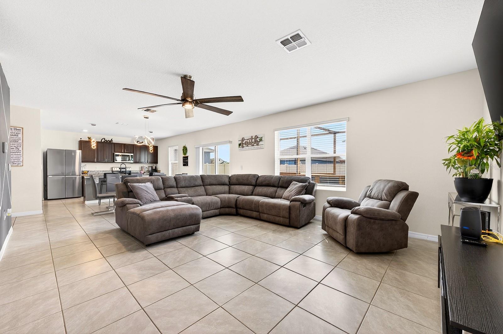 EASTGROVE - Residential